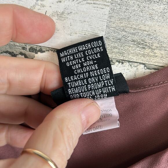 Torrid Lace Trim Adjustable Strap Camisole Tank Top Women’s Size 2/2X - Picture 5 of 5